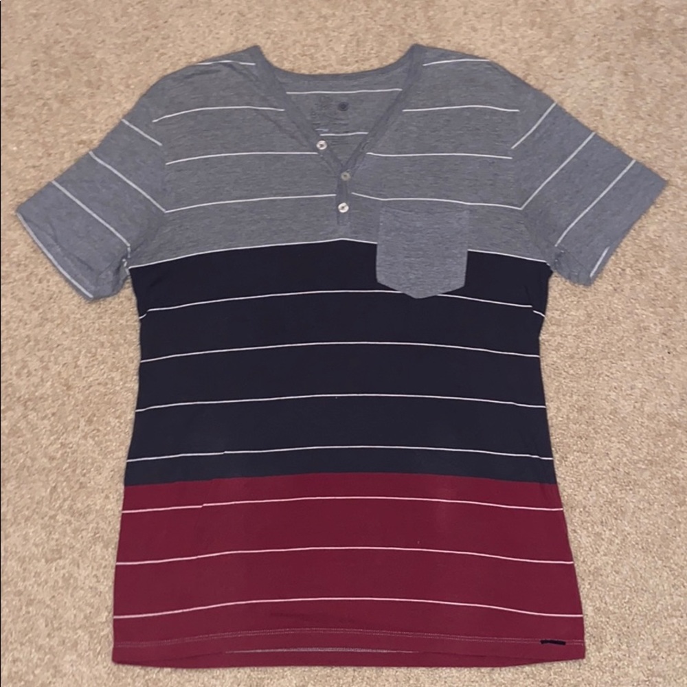 Gray V-neck three button down front pocket T-shirt